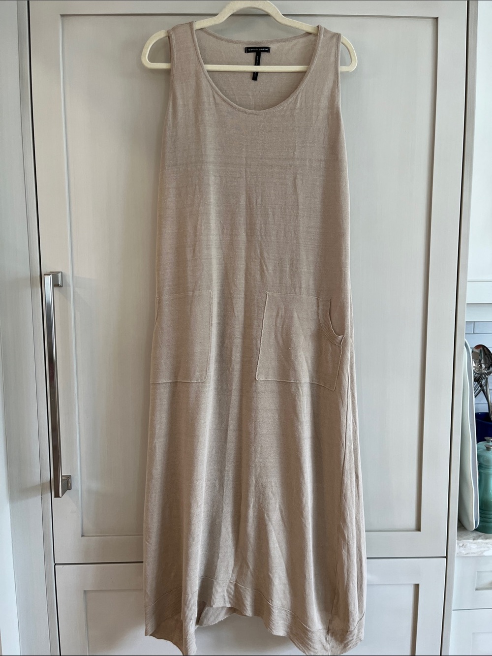 Sarah Pacini Sleeveless Pocket Maxi Dress in Beige 85% linen blend - one size